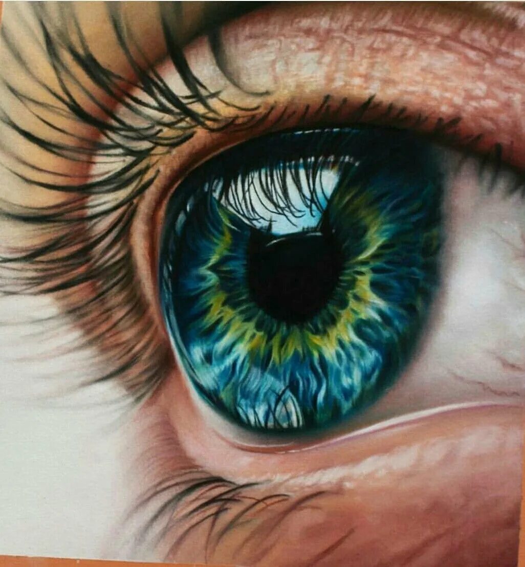 Объемный глаз рисунок. Глаза рисунок. Реалистичный глаз цветными карандашами. Глаза нарисованные. Реалистичный глаз карандашом.