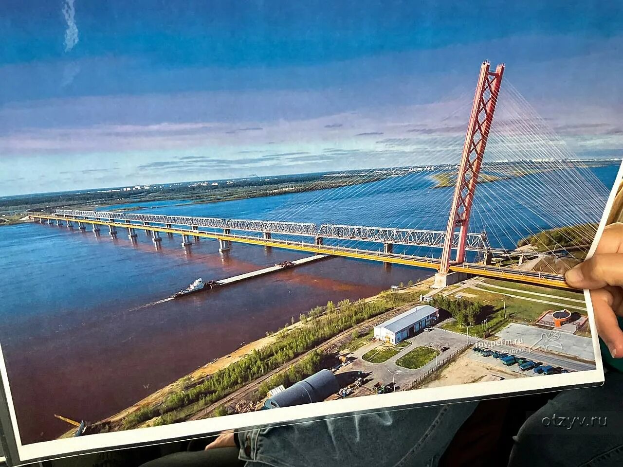 Сургутский мост режим работы 2025 через обь. Река обь сургут. мост через обь в сургуте. новый мост река обь сургут. сургутский мост ночью.