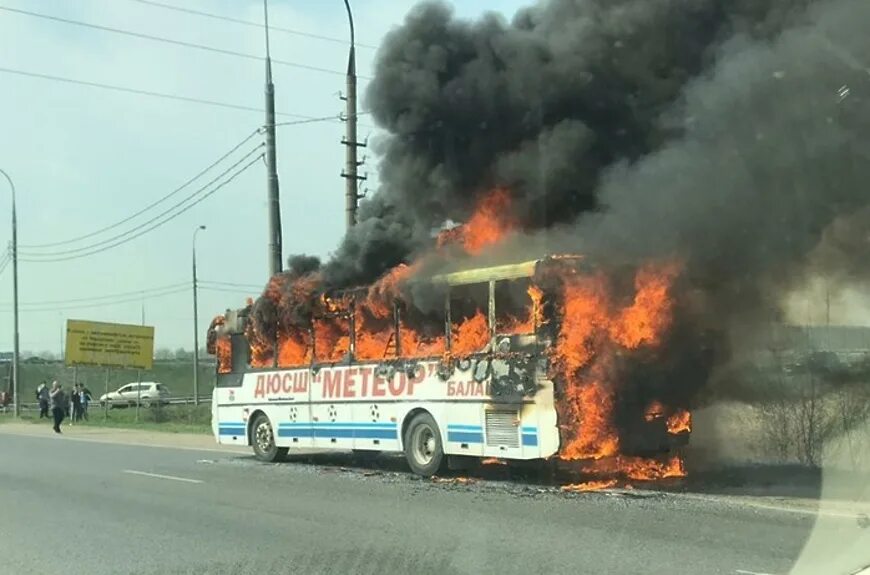 В Домодедово сгорел автобус.