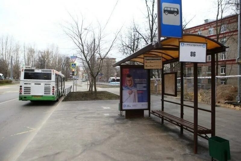 Мосгортранс остановочный павильон. Остановка на Подбельского. Остановочные павильоны на конной Лахте. Метро улица Подбельского. Остановиться на шоссе