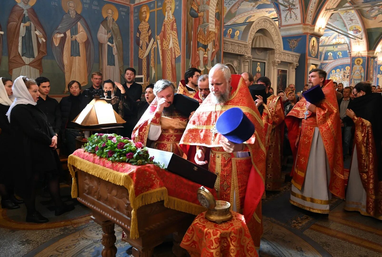 Праздники 13.03 2024. Церковные праздники. Митрополит Волоколамский Антоний. 13 Сентября праздник церковный. Садовникова с владыкой Антонием.