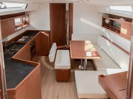 Forthing yacht