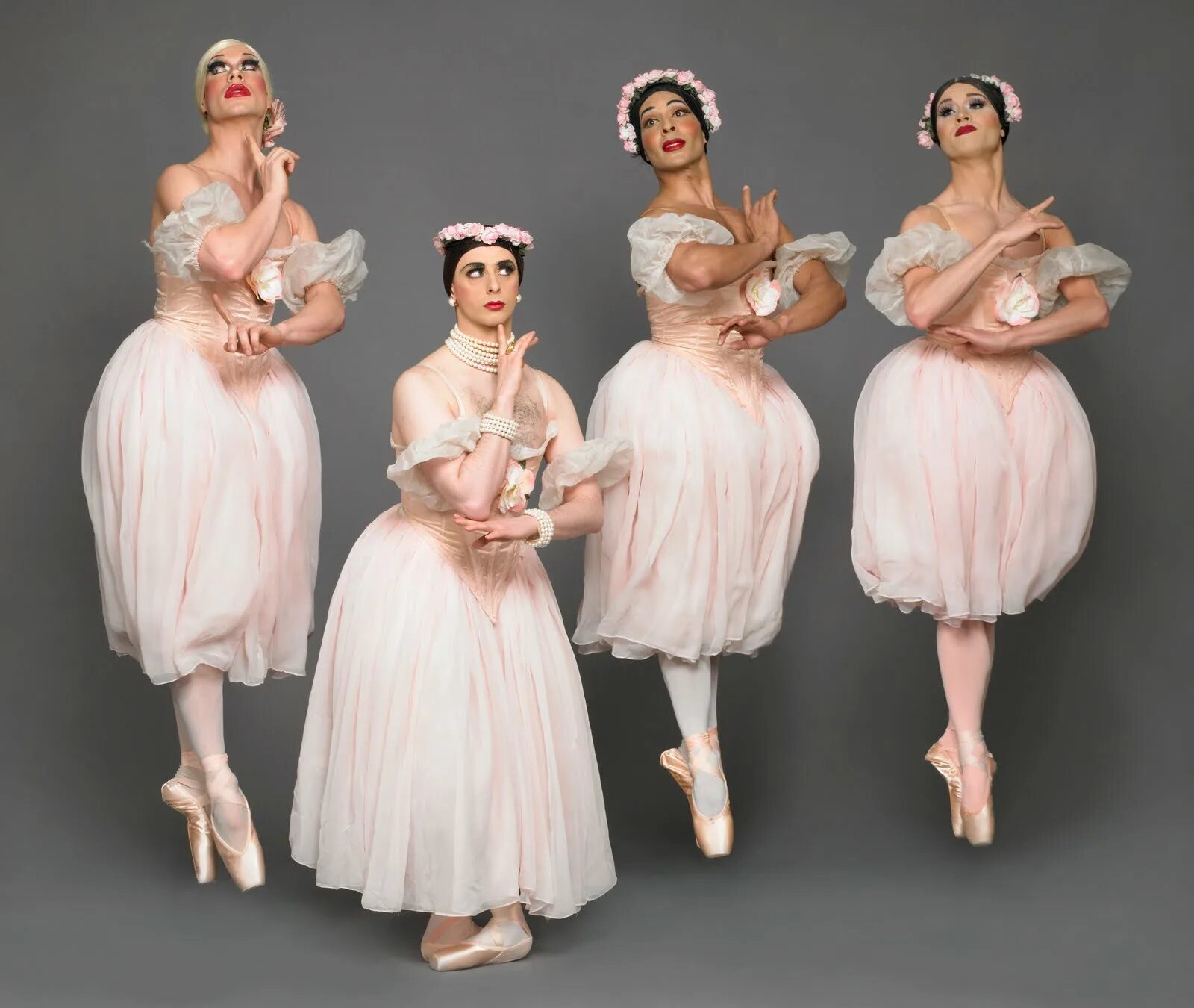 Les ballets. Балет трокадеро де монте-карло. Les ballets. Les ballets. Фото балет трокадеро.