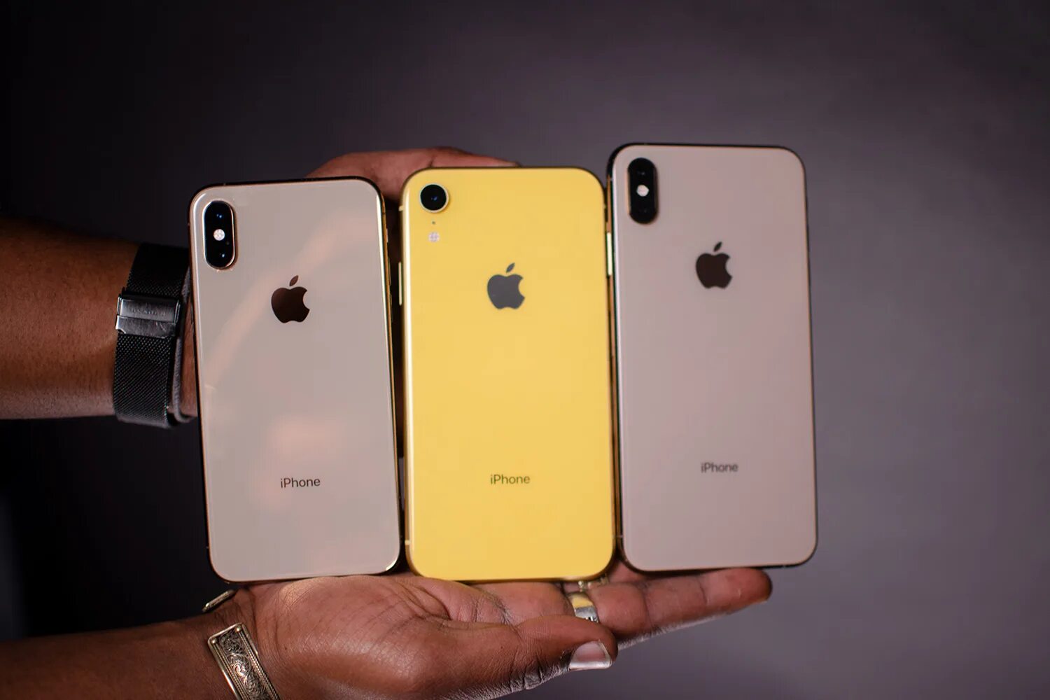 Чем отличается айфон х. Айфон 10x,xr,xs,xs max. айфон xr xs xs max. iphone x xr xs. iphone xr и xs.