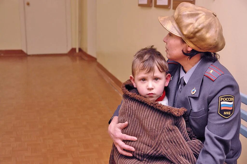 Помощь несовершеннолетним родителям