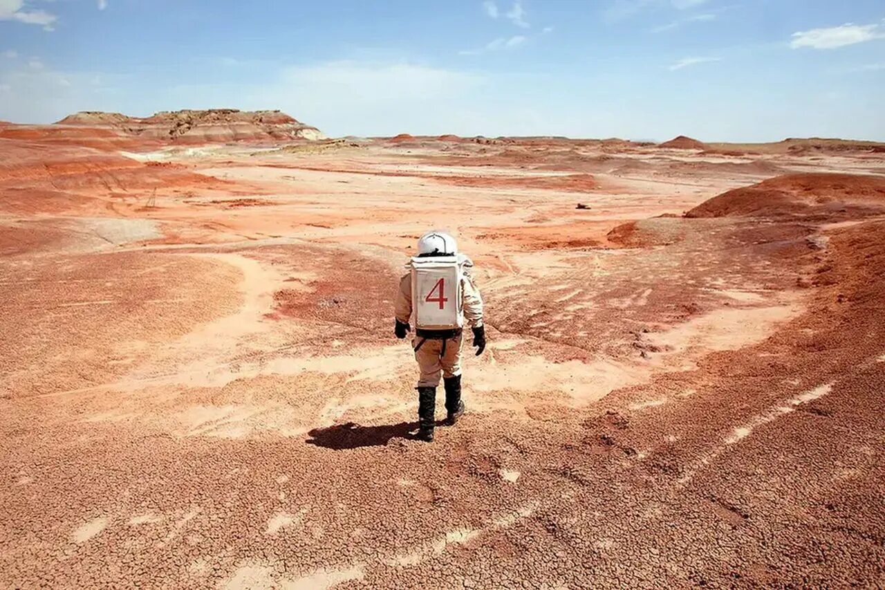 Экспедиция на Марс. На Марсе. Пейзажи Марса. Полет на Марс.