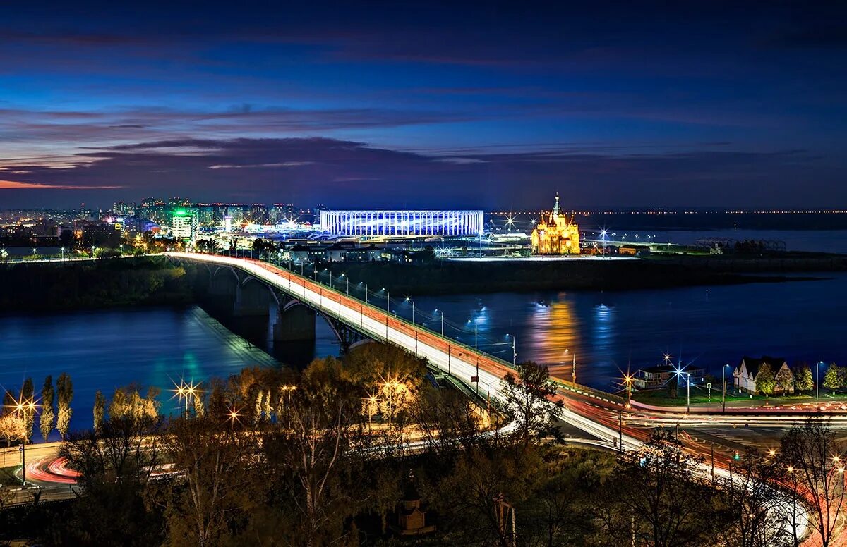 Сайт нижний новгород. Ночной город Нижний Новгород. Нижний Новгород облик города. Нижний Новгород столица Поволжья. Городнижиний Новгород.