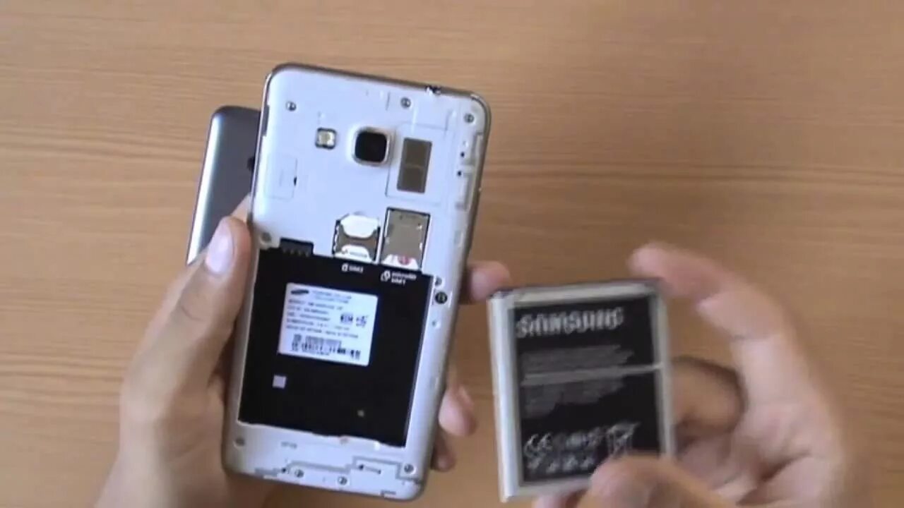 Самсунг память сим. Samsung Galaxy j2 Prime карта памяти. Samsung Galaxy j2 Prime SD карта. Samsung Galaxy j2 Prime 2 симки. Samsung Duos j2 Prime.