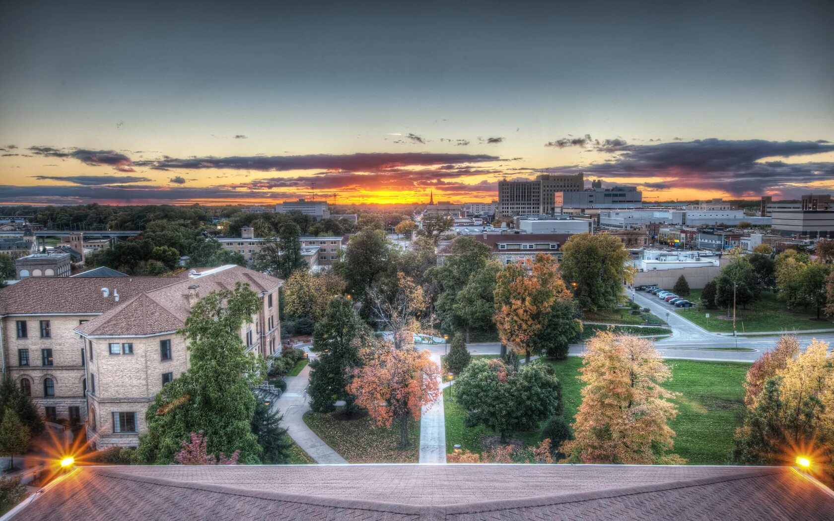 Wisconsin tiff видео. Аплтон Висконсин. HDR панорама. Город панорама HDR. HDRI город.