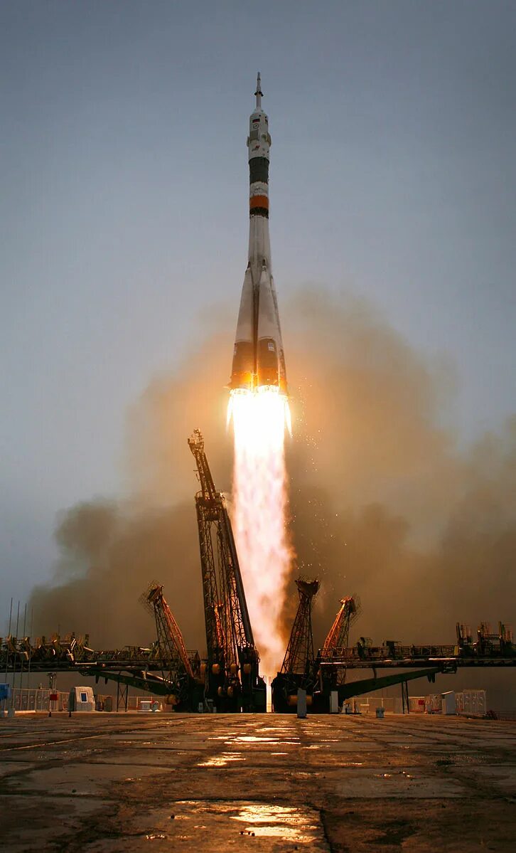 Мкс. Space shuttle discovery launch sts 119. Транспорт на котором покоряют космос. Покорение космоса. Транспорт на котором покоряют космос.