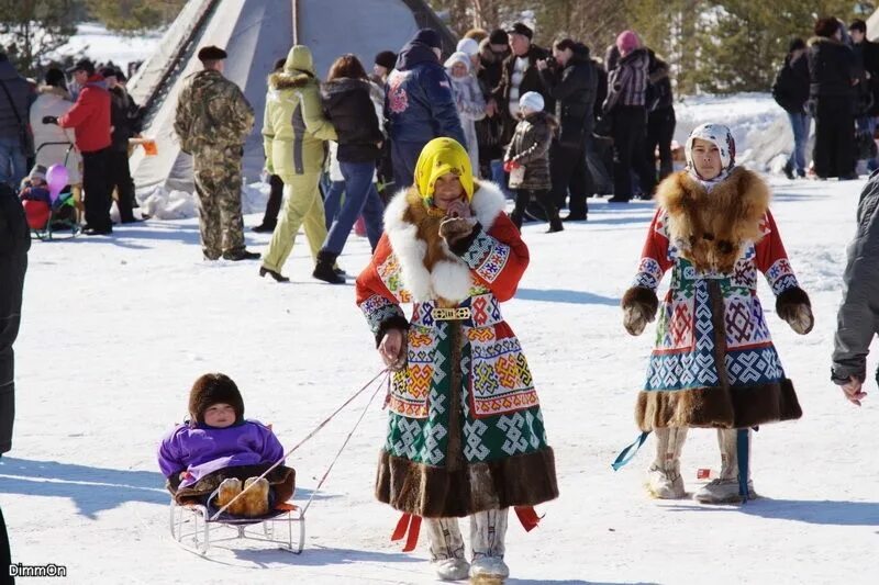 Праздник оленеводов коми. Гажа валяй праздник. Праздники коми презентация. Коми изьватас. Зимний национальный праздник коми.