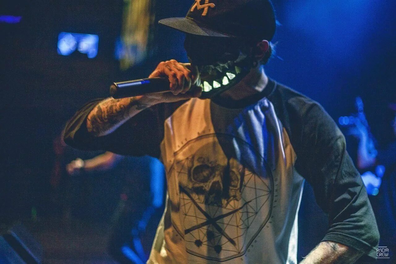 Бэк мс. Бэк мс. Бэк вокалист oxxxymiron. Охра бэк мс. Охра рэпер.