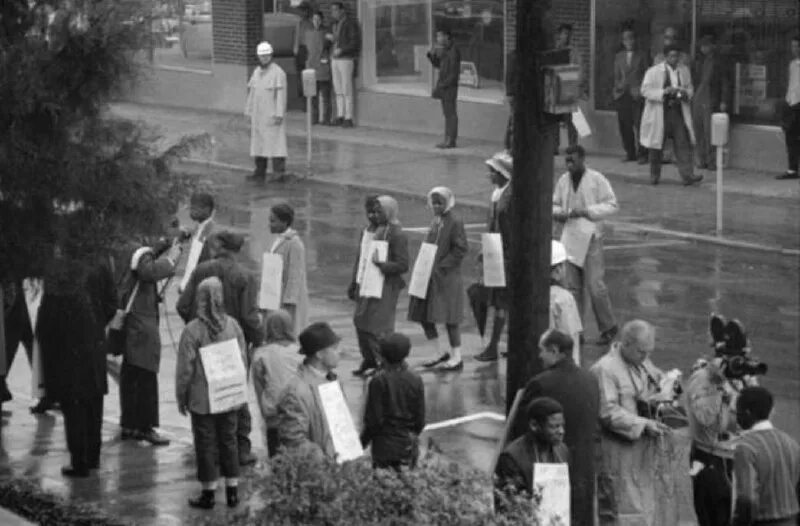 Movie mississippi burning. фотографии вскрытия джона кеннеди. 22 сентября 1964. битлз 1964 год. банда битлз.