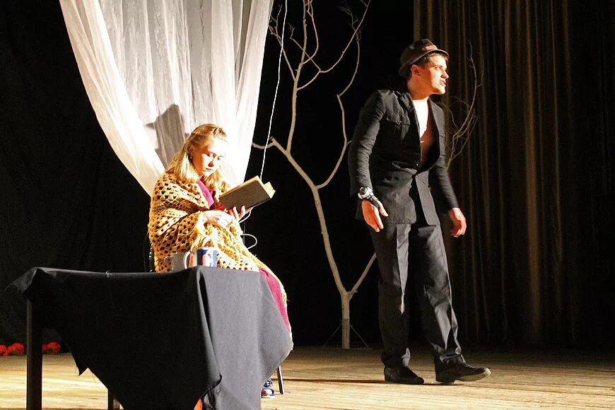 Воспоминания о прошедшей любви. Стих про трубочиста. Душевные встречи. Душевные встречи. Солнце на ладони.