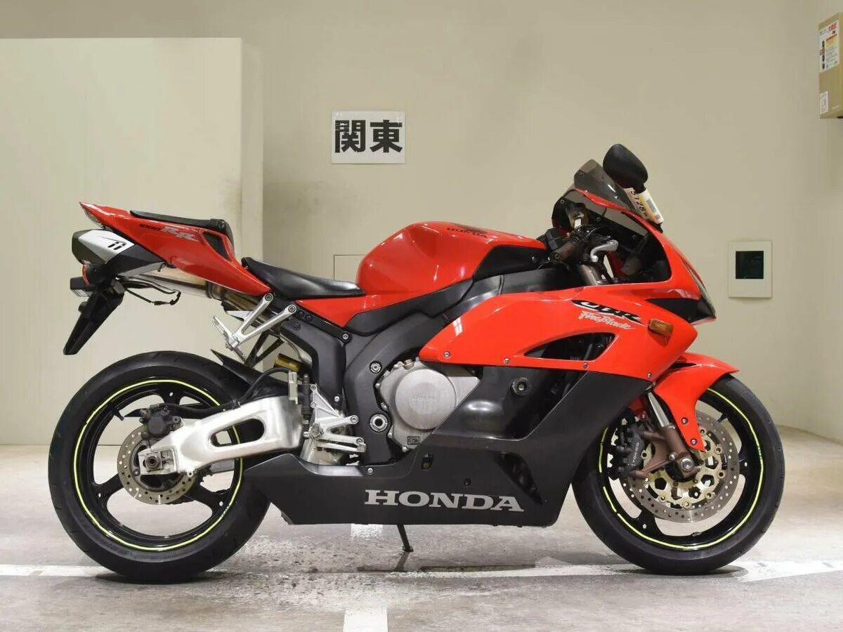 Honda cbr1000rr fireblade 2020. Honda cbr 1000 ra. Honda cbr 1000 ra. Honda cbr400rr 2013. Хонда сбр красивые расцветки.