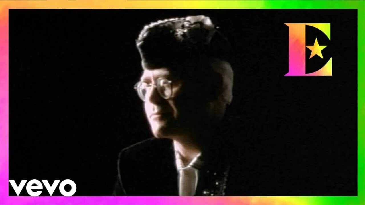 Песня sacrifice элтон джон. Sacrifice elton john клип. Элтон джон сакрифайс. Элтон джон sacrifice. Элтон джон жертвоприношение.