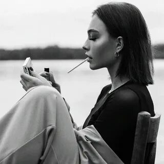 Молчим и курим