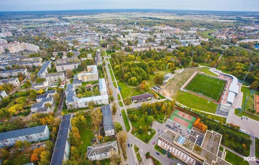 Парки великого новгорода сайт. Парк 30 летия Великий Новгород. Парк 30 лет октября Великий Новгород. Парк 30 летия октября в Великом Новгороде. Парк 30 октября Великий Новгород.