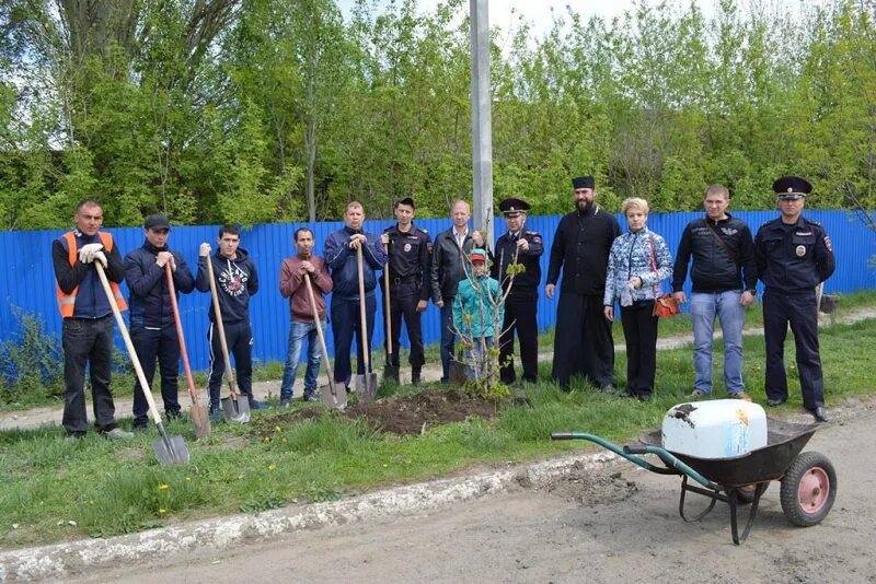 Сотрудники администрация Аткарск. Сотрудники полиции г.Аткарск. Аткарск благоустройство начальник. Администрация Аткарск. Новости аткарска сегодня последние