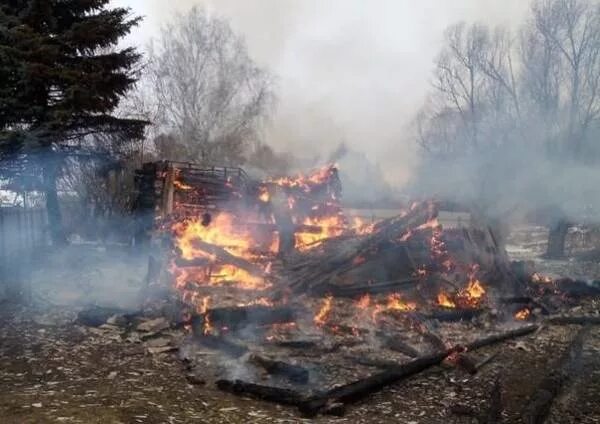 Брянск Приволье Навлинский район. Брянская область Навлинский район 4 0 1 2016 там в доме сгорели дети. Авария в Приволье Навлинского района Брянской области 5 мая 2023.