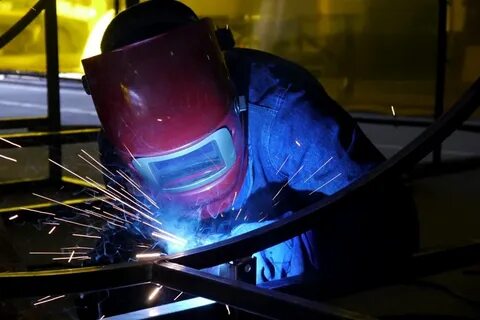 Сварщик сварка полуавтомат