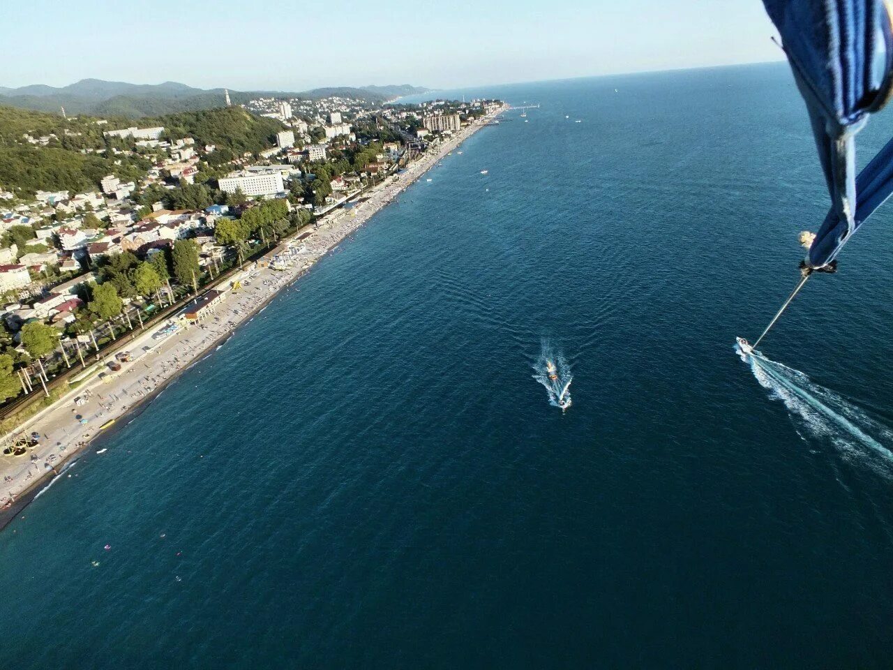 Лазаревское океаник. Лазаревское. Лазаревское море. Аладан Вардане 2*.