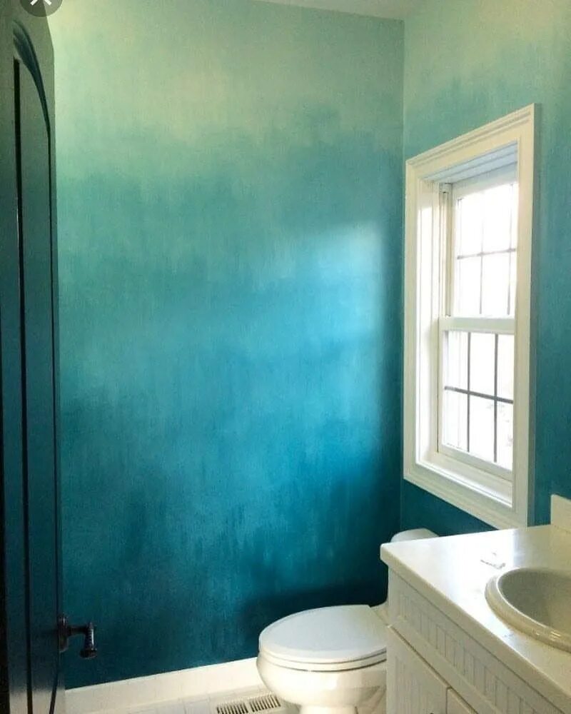 Покраска штукатурки краской. Отделка ванной комнаты краской. Краска для стен в ванной. Покраска стен в ванной. Краска для ванной комнаты для стен.