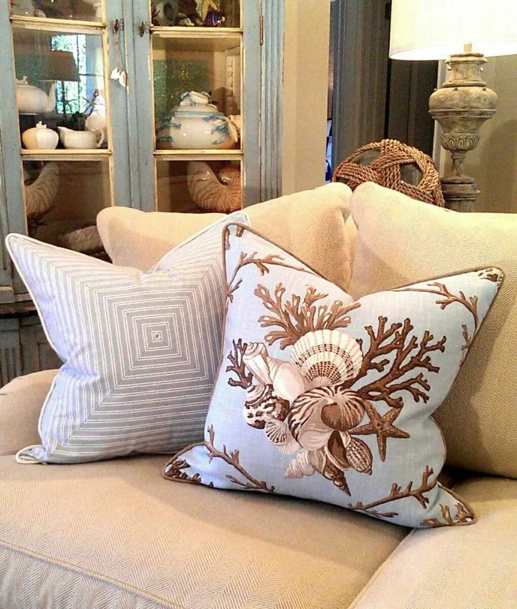 Декоративные подушки. Наволочки на диванные подушки. Дизайнерские декоративные подушки. Декоративные наволочки на диванные подушки. Красивые подушки на диван.