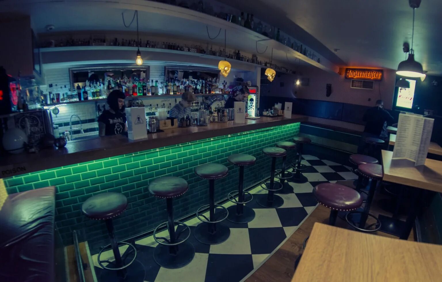Рубинштейна 11 санкт-петербург алиса. Poison спб рубинштейна. Poison bar рубинштейна. Караоке poison санкт-петербург. Бар poison на рубинштейна.