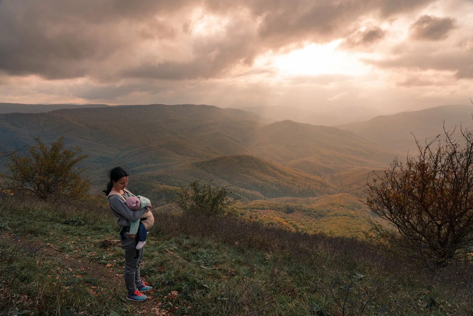 Собер баш гора. Осоо собер баш бишкек. Осоо собер баш бишкек. Осоо собер баш бишкек. Северский район_гора собер-баш(ноябрь 2021).