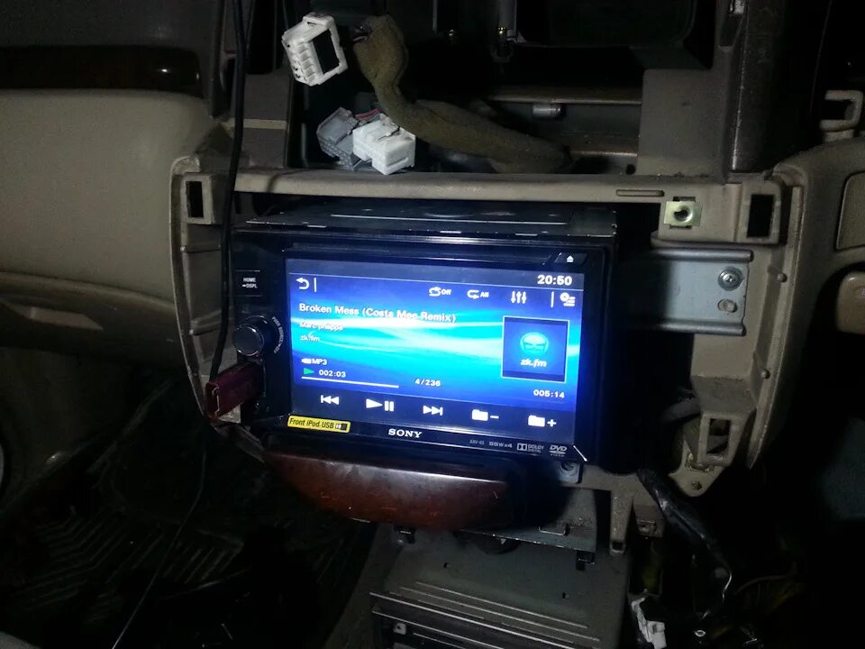 Камера заднего вида меган 4 рябит. Камера заднего вида джетта 6. Eplutus камера заднего вида. Камера заднего вида на сс2l teyes на шевроле круз. Не работает экран в машине.