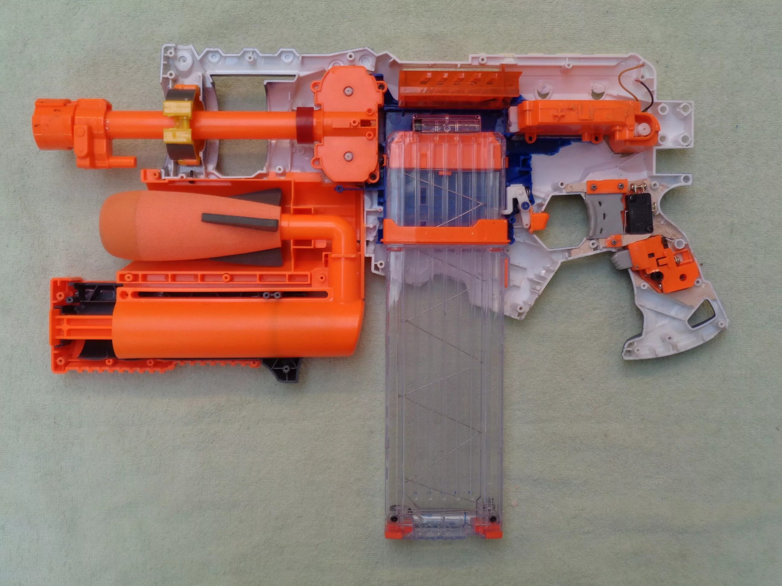 Нерф коня. Nerf Elite Demolisher. НЕРФ (Nerf) Элит p90. Nerf 2023. Nerf Elite Raptorstrike.