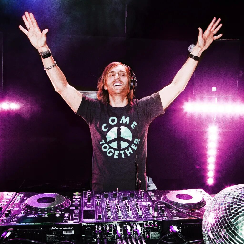 David Guetta 2022. Дэвид Гетта фото.