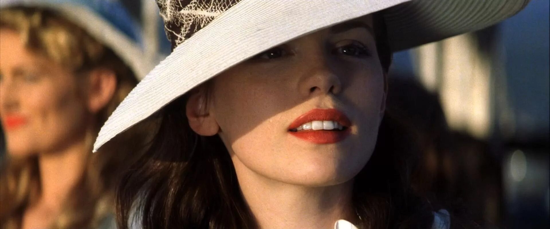 Кейт бекинсейл в фильме перл харбор. Кейт бекинсейл в фильме перл харбор. Кейт бекинсейл перл харбор. Дженнифер гарнер перл харбор. Перл-харбор фильм 2001 кейт бекинсейл.