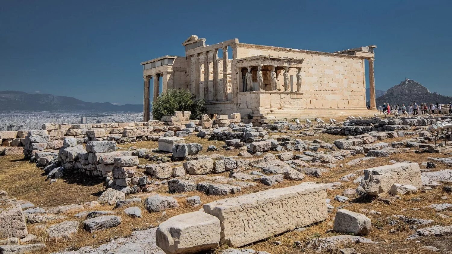 Акрополь греция 1990. Акрополь город микенской эпохи. Древняя греция акрополь парфенон. Парфенон афинский акрополь. Холм в афинах где находились главные храмы.