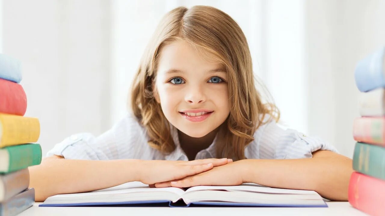 Радостный ученик. Подготовка ребенка к школе. Дети учеба. Радость учиться. Радость учиться.