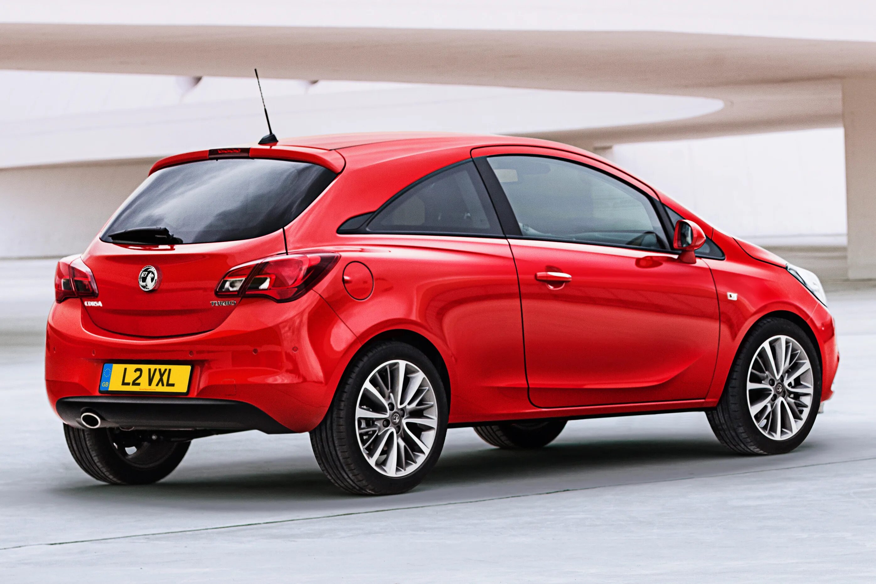 Как называется хэтчбек. Opel corsa 2015. opel corsa e. opel corsa хэтчбек. opel corsa 3.