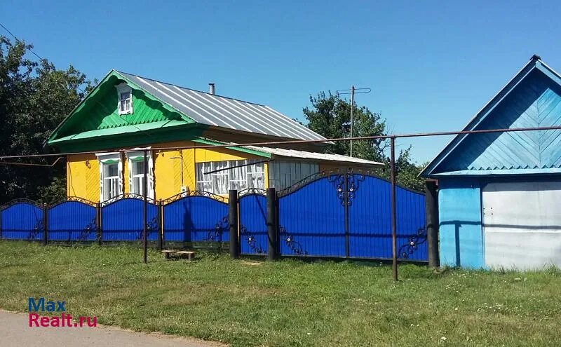 Авито актаныш. Деревня актаныш в татарстане. деревянные дома актаныш. актаныш площадь. актаныш улица татарстан.