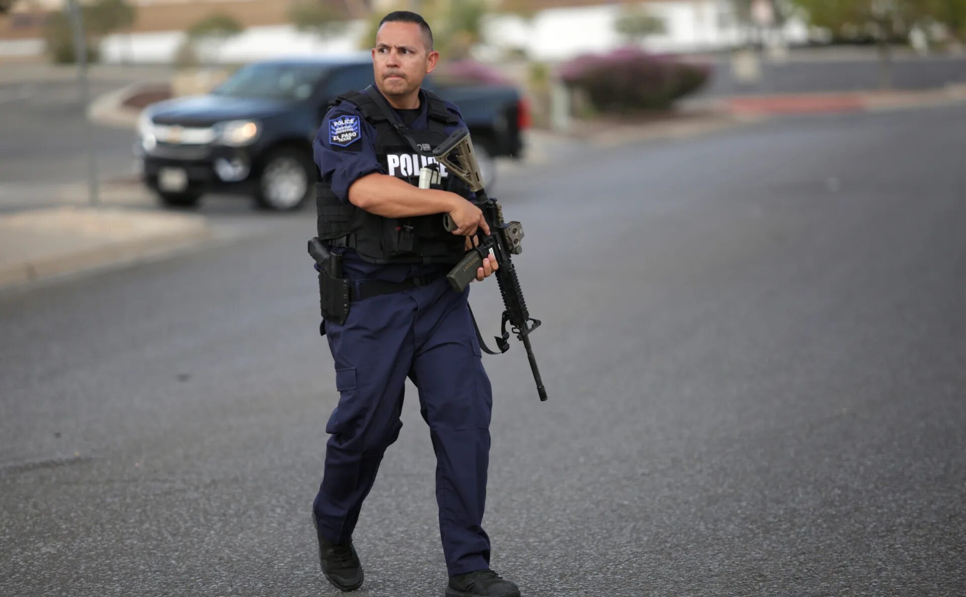 Марджори стоунман дуглас 2018. Перестрелка в сша. Американская стрельба. Мичиган стрельба в школе. Техас убийство в школе 2022.