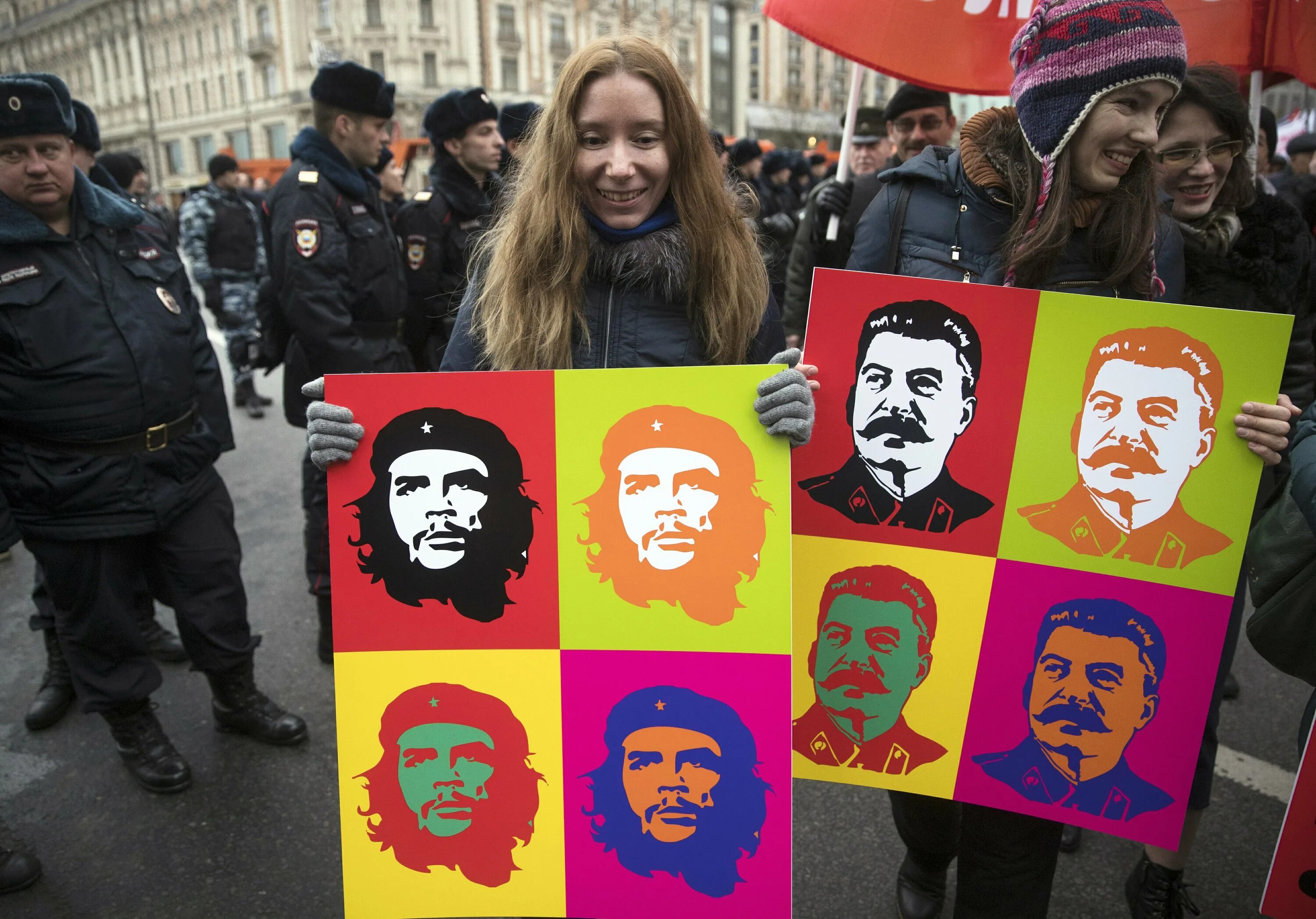 Революция масштаб изменений. Коммунист. ленин че гевара. социалистическая революция vs девушка.