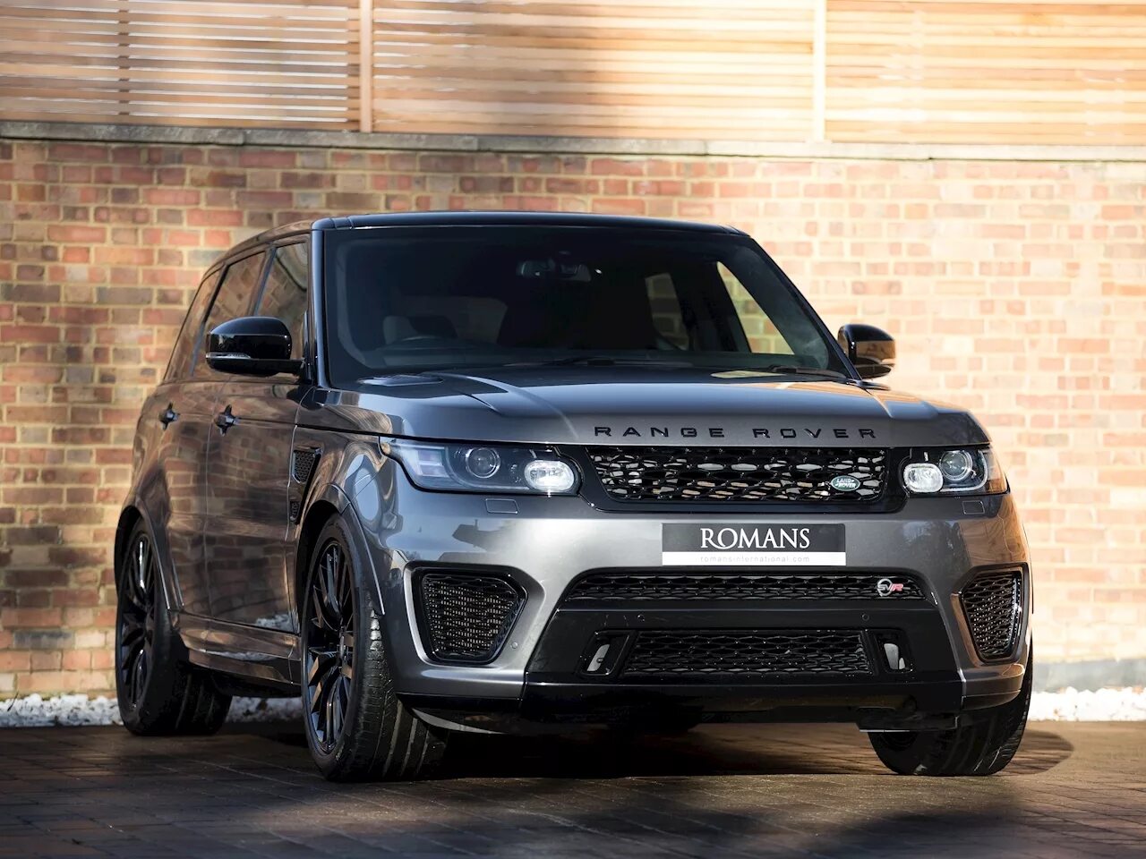 Ленд Ровер Рейндж Ровер спорт 2015. Range Rover SVR 2015. 2015 Land Rover range Rover Sport SVR. Land Rover range Rover Sport SVR. Land rover sport 2015