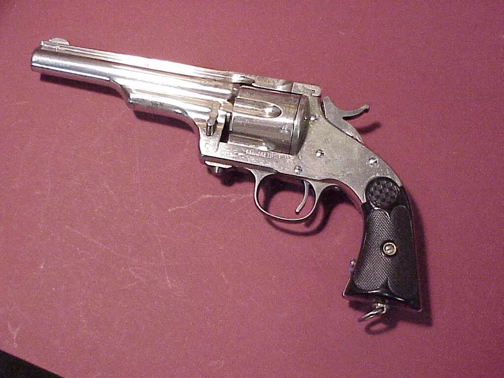 Наган ркка. Nagant m1910. Бельгийский оружейник 5. Шестизарядный франкотт. Наган нквд.
