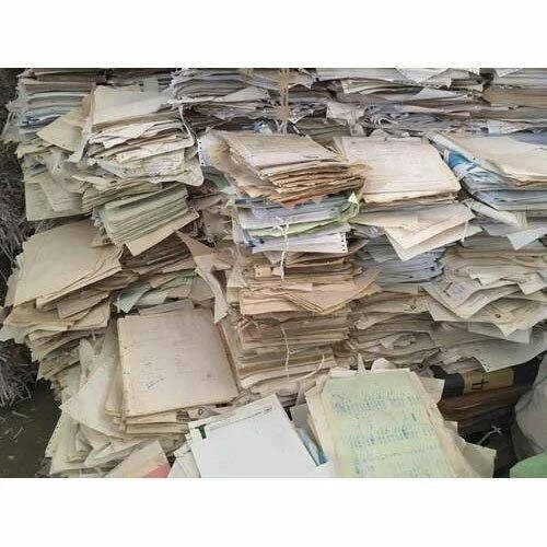 Обрезки газет. Обрезки бумаги. waste paper collection. бумага, новости.передачу. бумага плотная фото купить лома.