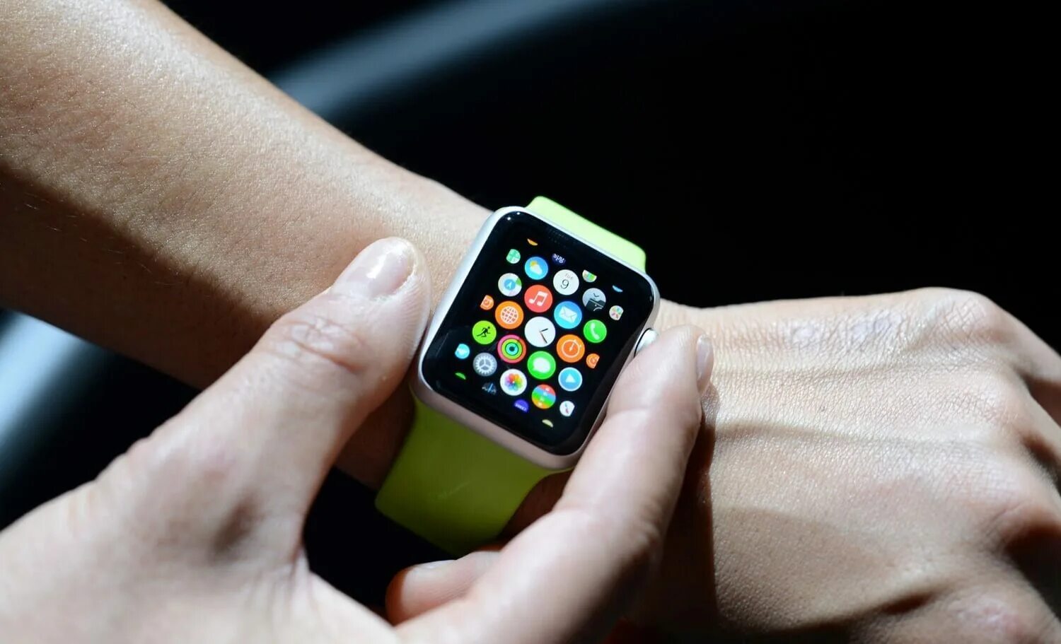Полезные приложения для watch. Электронные часы эпл вотч. эпл вотч 8. apple watch 7. эппл вотч с камерой.