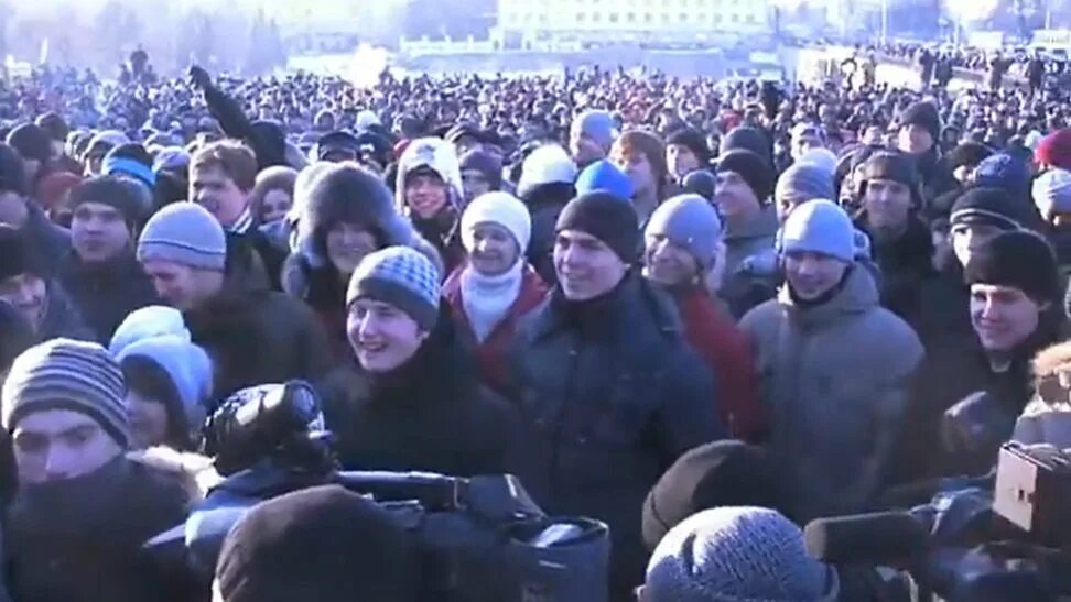 Протесты в Екатеринбурге 2021. Митинг 12 декабря 2021 Москва. 10.12.2011 Митинг на Болотной. Протест против выборов. Митинги в 12 часов