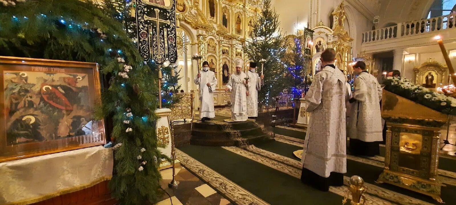 Церковь в бору домодедово рождество христово фото Рождественские концерты пройдут в соборе Магнитогорска Магнитогорск