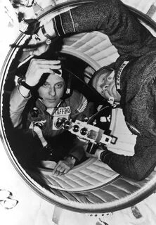 Плейбой 1975 стыковка союз аполлон