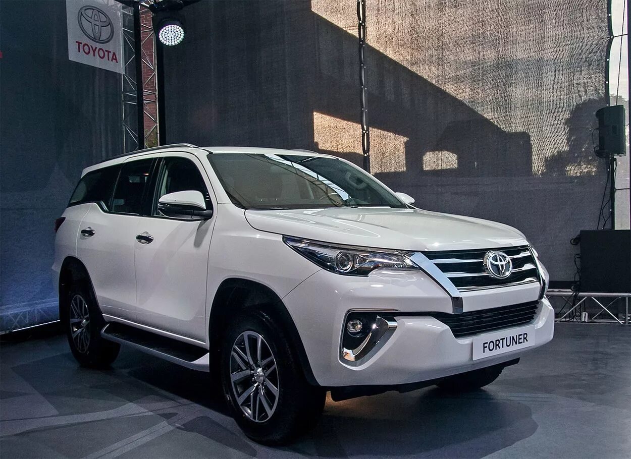 Тойота фортунер. Toyota Fortuner 2023. Тойота фортунер 2017. Toyota Fortuner 2. Toyota 2017 купить