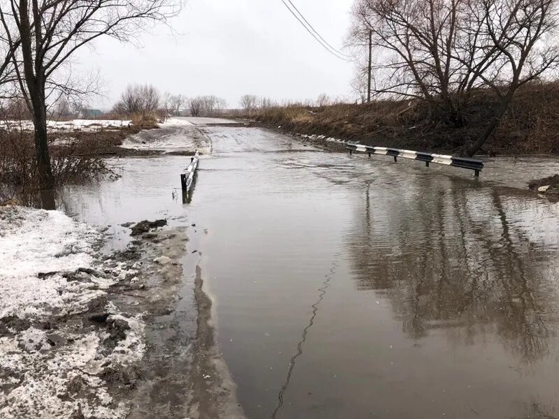 Разлив мокши в ковылкинском. Река в рузаевке мордовия. Наводнение в мордовии. Половодье в саранске. Подтопление низководных мостов.