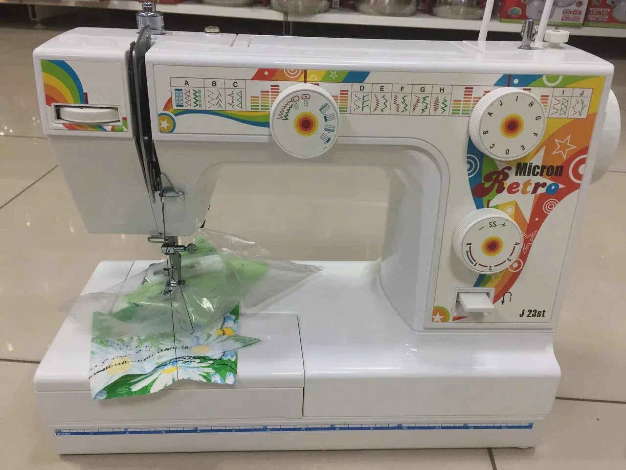 Швейные машины "micron classic". Швейная машина micron classic 1037. Швейная машинка микрон. Машинка микрон 1035. Швейная машинка микрон.